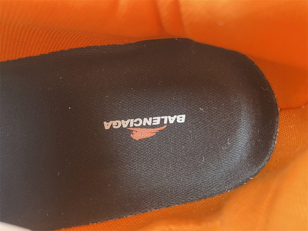 Ba*len*cia*ga runner 677403 w3rb7 9051