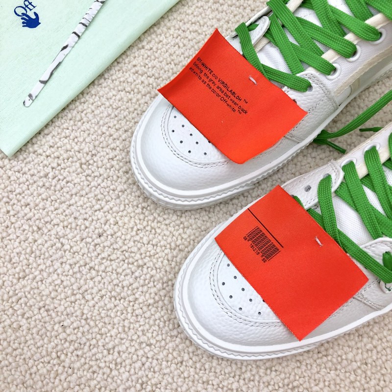 Off-White c/o Virgil Abloh