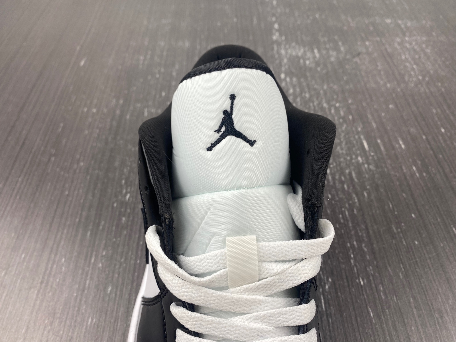 Jordan 1 Low SE Concord - DV1309-100