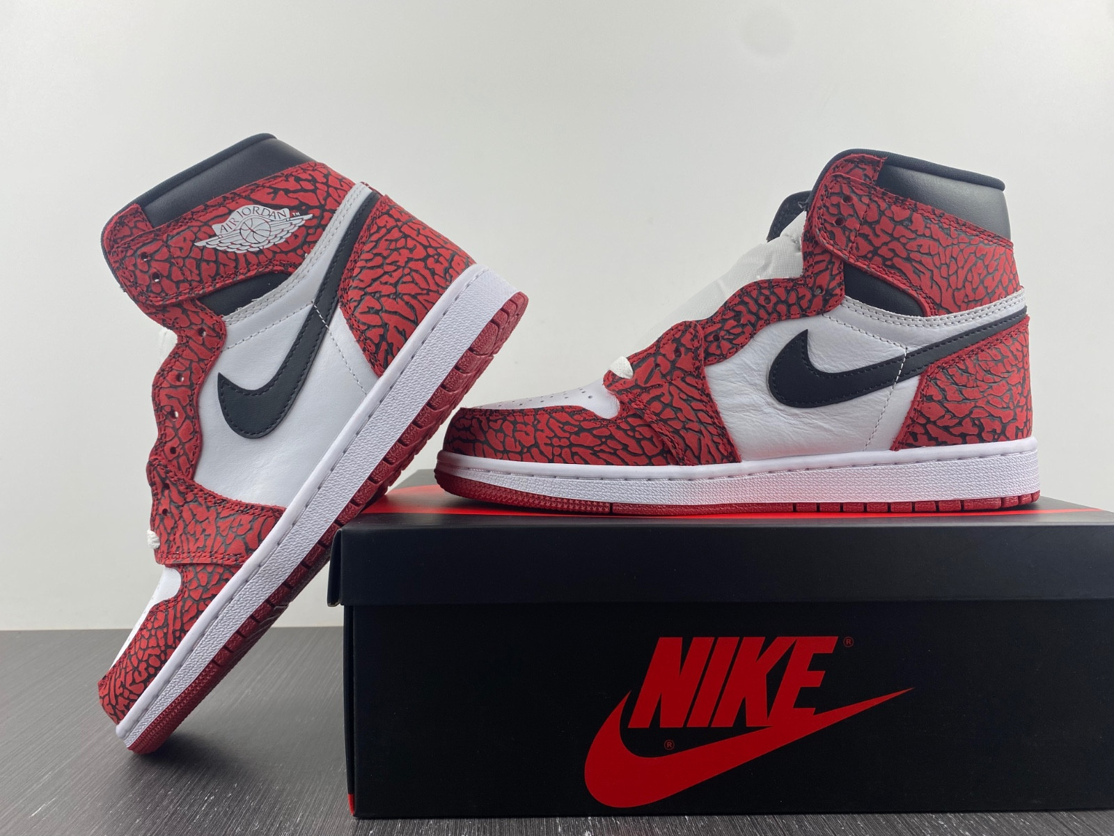 AIR JORDAN 1 HIGH DZ5485-061