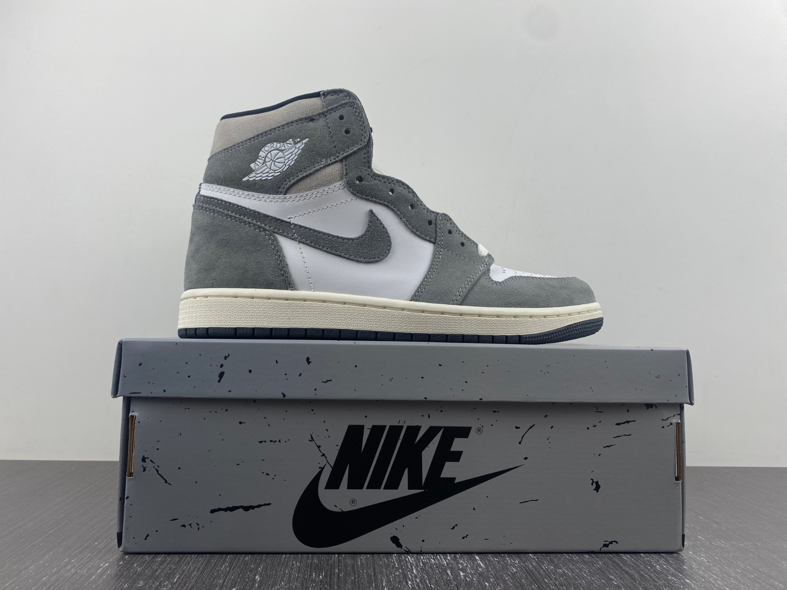 Jordan 1 Retro High OG Washed Black - DZ5485-051