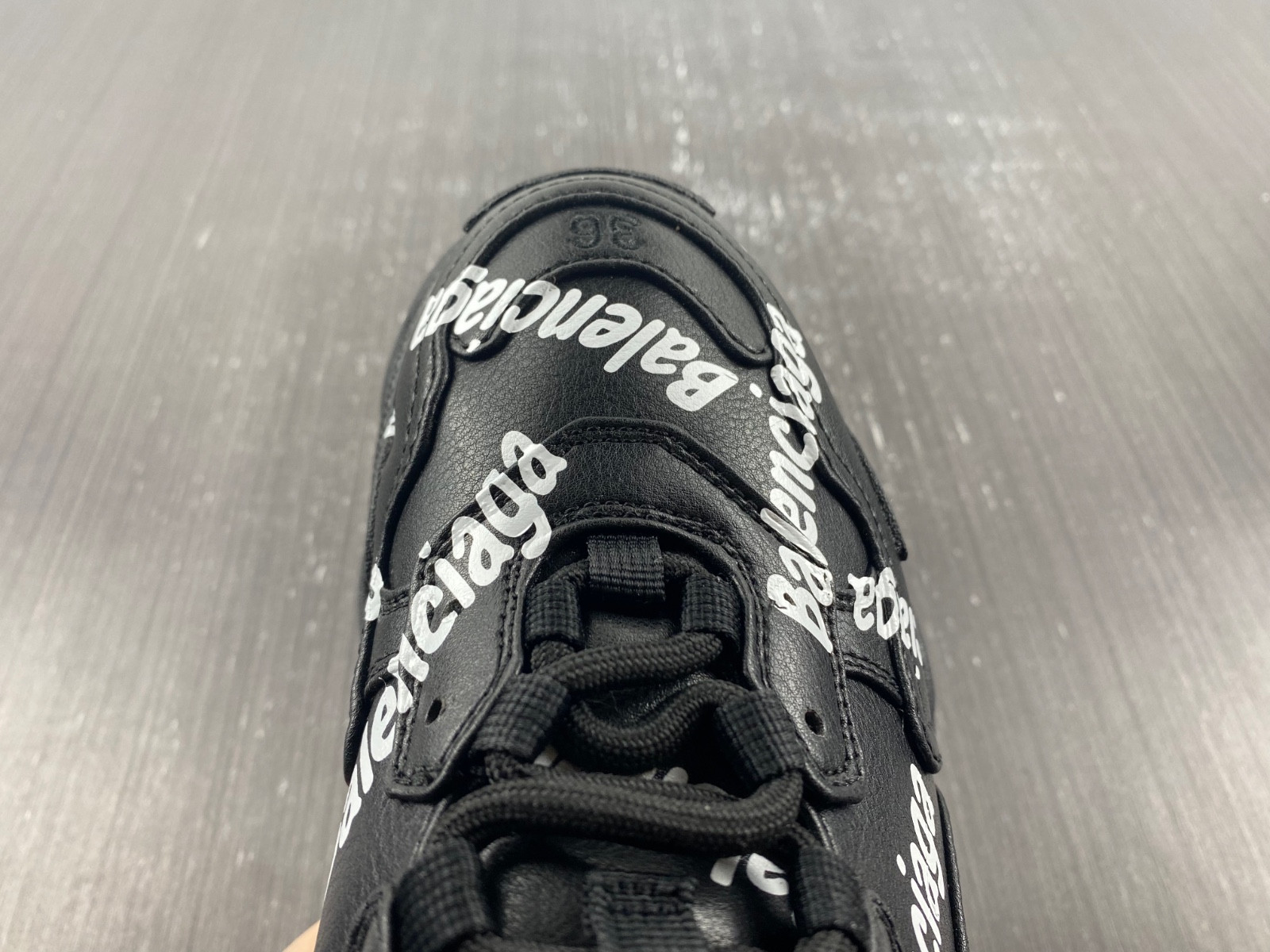 Ba*len*cia*ga triple s 524839 w2rn3 9025