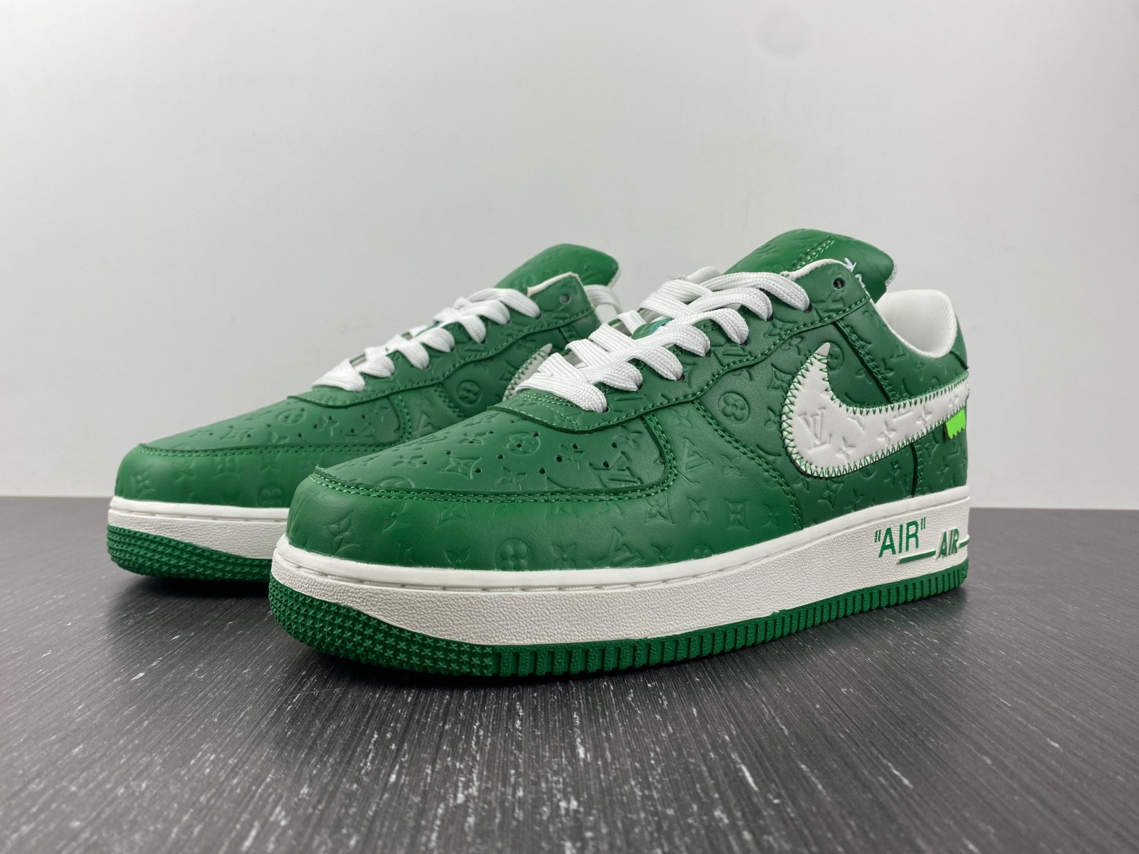 NIKE AIR FORCE 1 LOW BY VIRGIL ABLOH