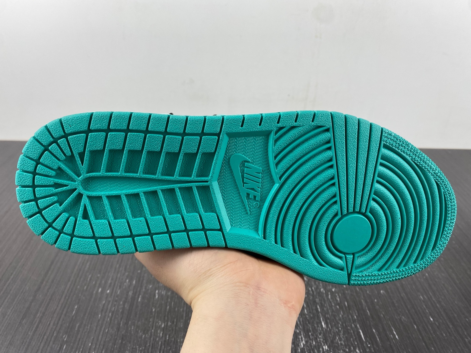 AIR JOR 1 LOW DC0774-132