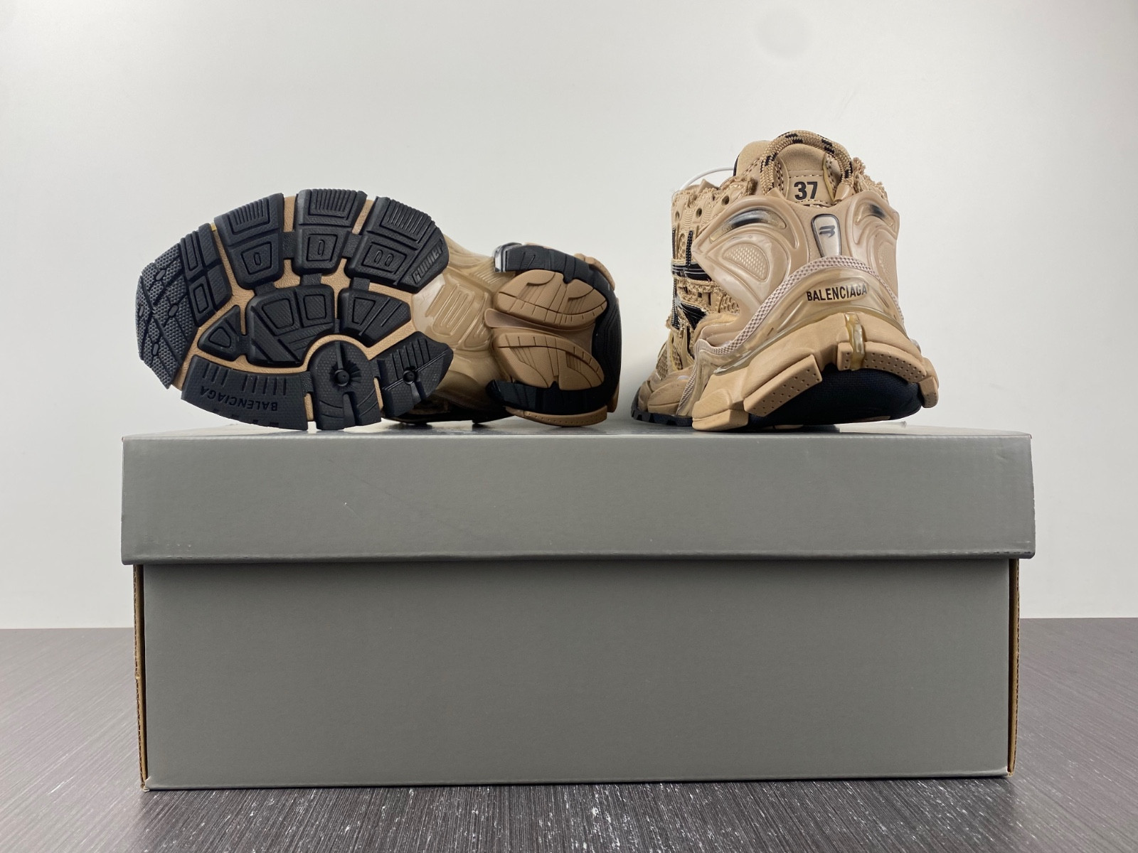 Ba*len*cia*ga runner 677402 w1rab 0125