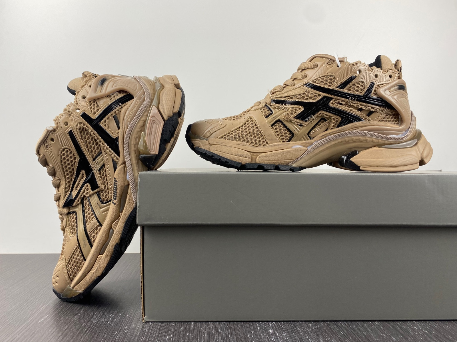 Ba*len*cia*ga runner 677402 w1rab 0125