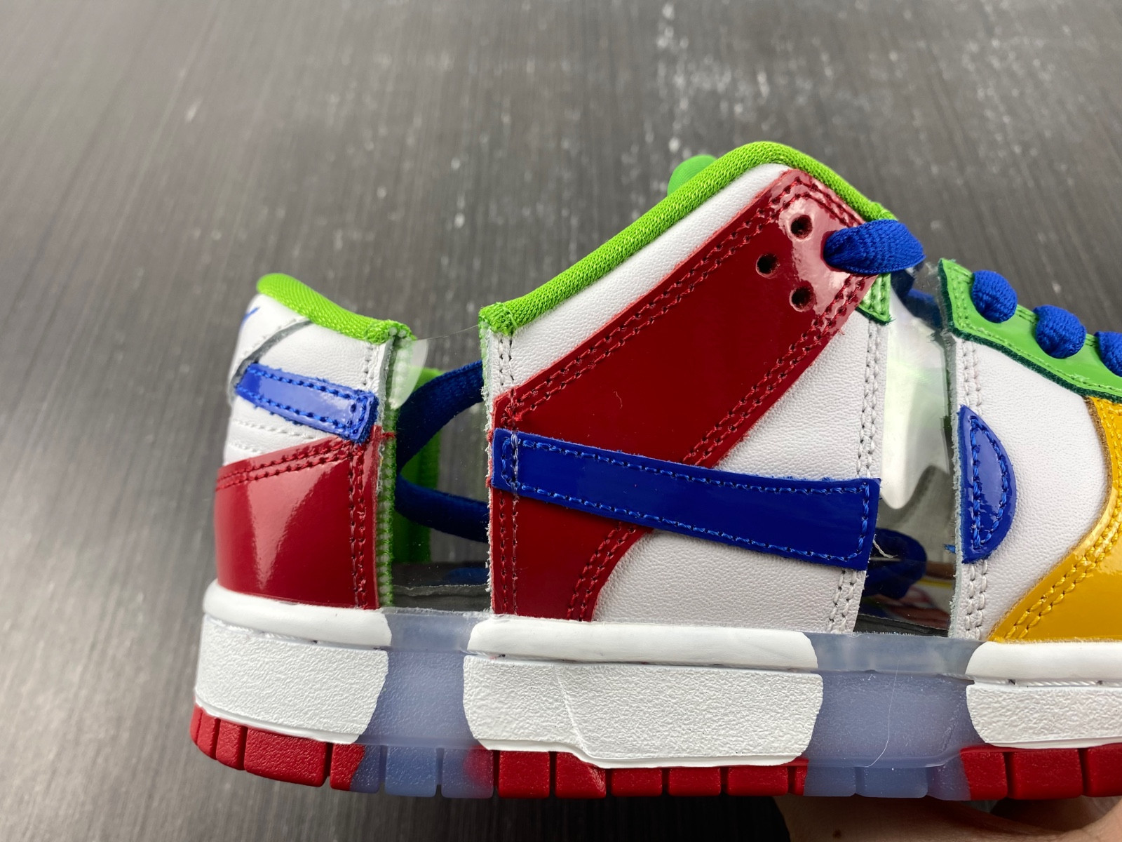 Nike SB Dunk Low eBay Sandy Bodecker - FD8777-100