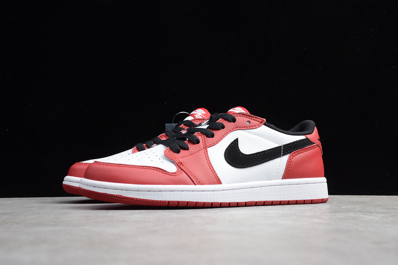 Jordan 1 Retro Low Golf Chicago DD9315-600