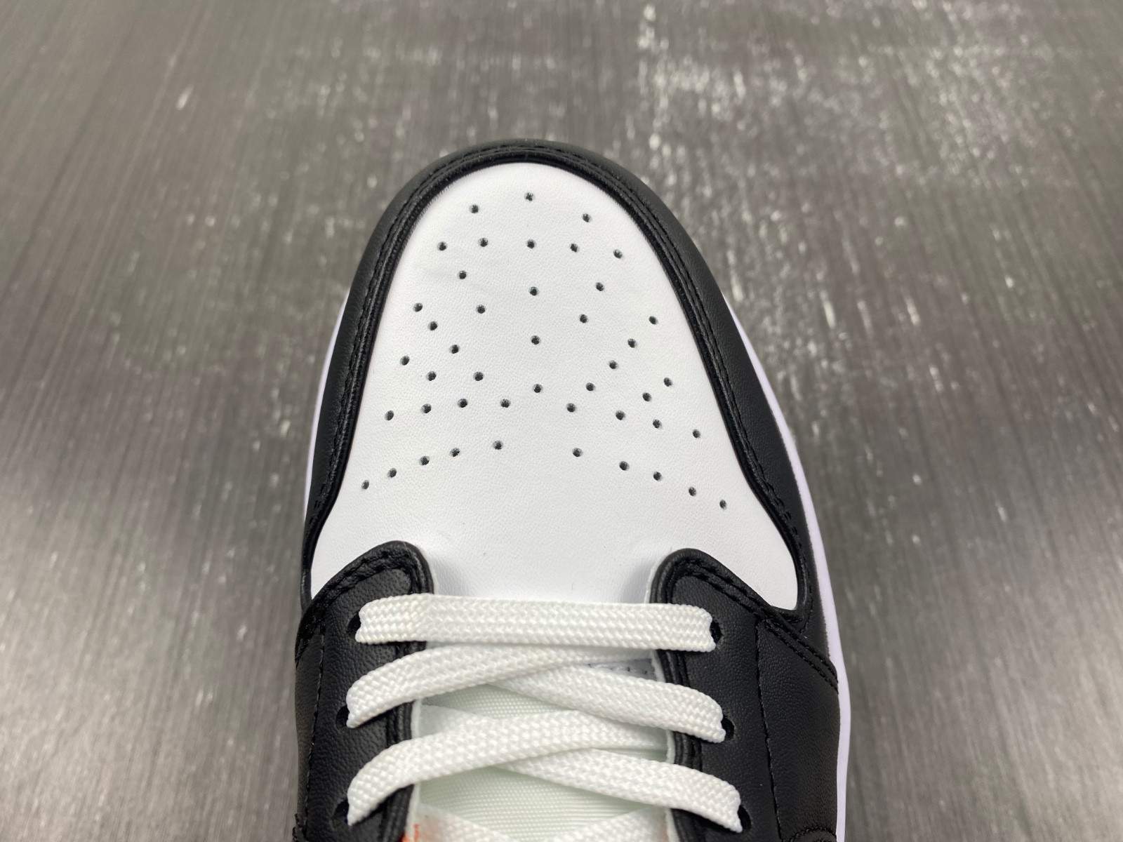 Jordan 1 Low SE Just Skate Gym Red FJ7222-101