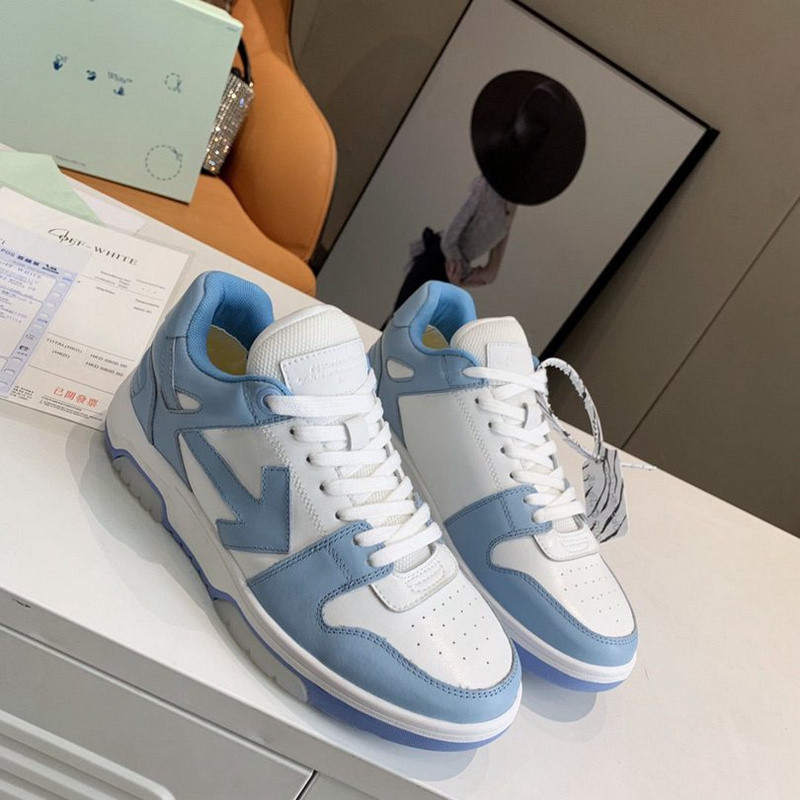 Off-White c/o Virgil Abloh