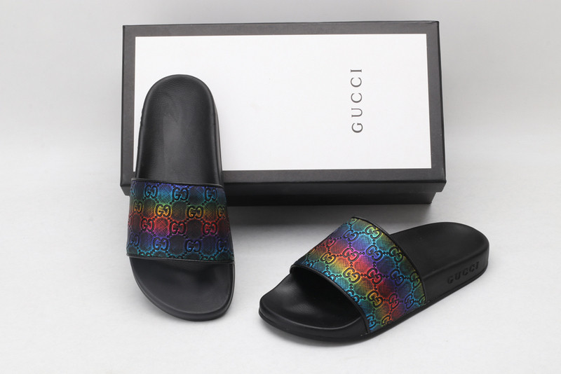 GUC LEATHER SLIDE
