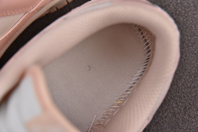 NIKE SB DUNK LOW ORANGE PEARL DD1503-102