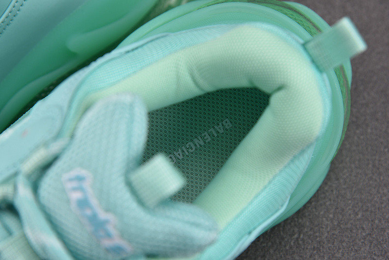 Ba*len*cia*ga triple s 544351 w1gr3 0308