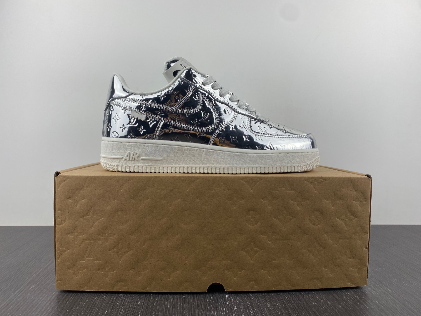 NIKE AIR FORCE 1 LOW BY VIRGIL ABLOH