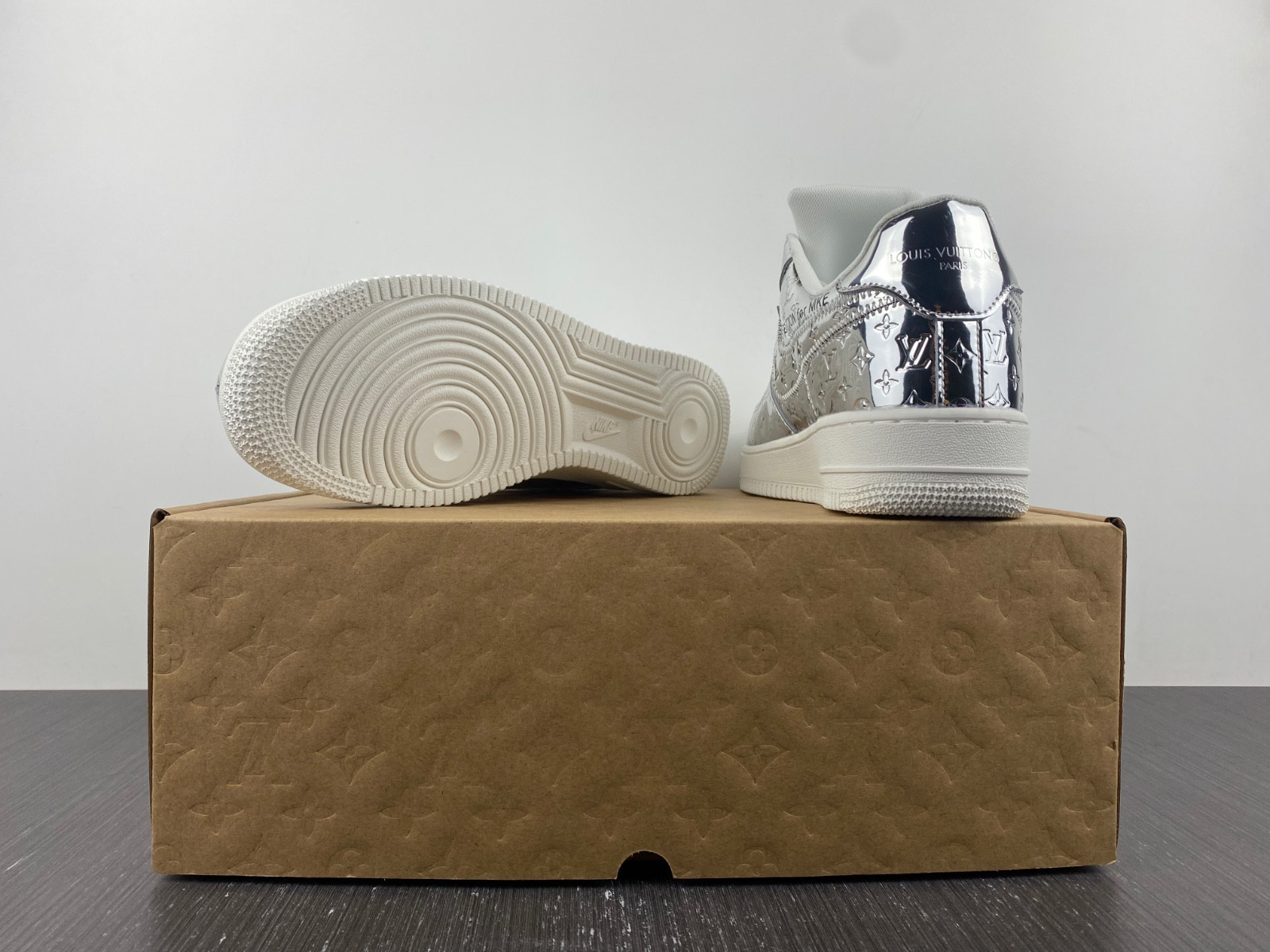 NIKE AIR FORCE 1 LOW BY VIRGIL ABLOH