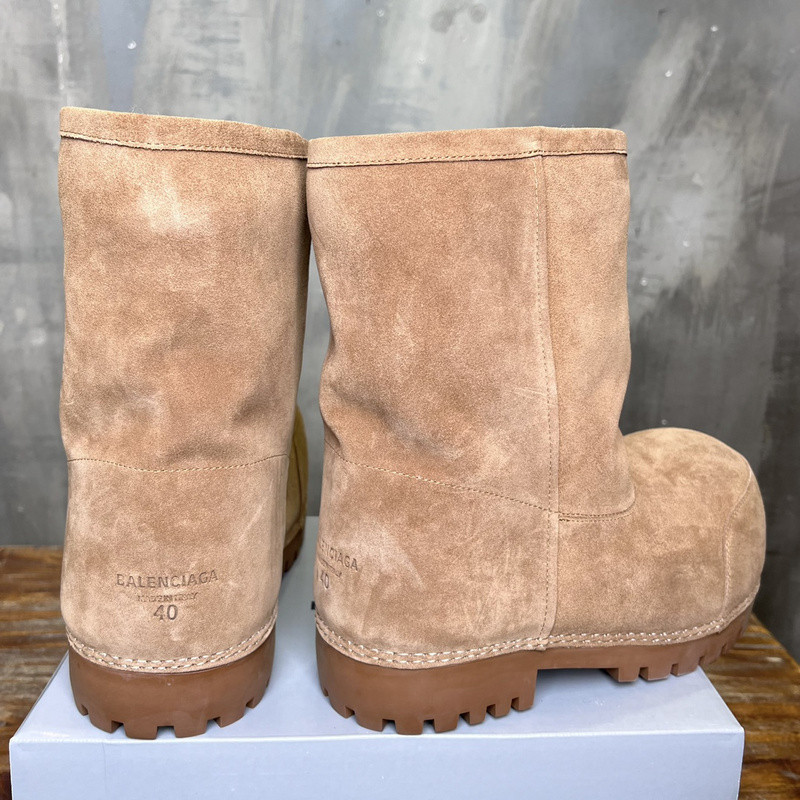Ba1en*iaga alaska faux shearling low boots