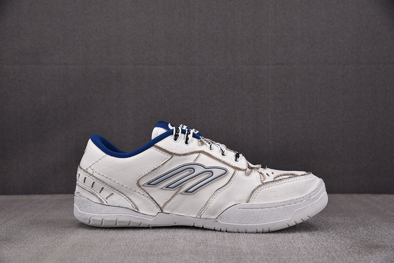 Ba1en*iaga hamptons worn-out white / dark blue