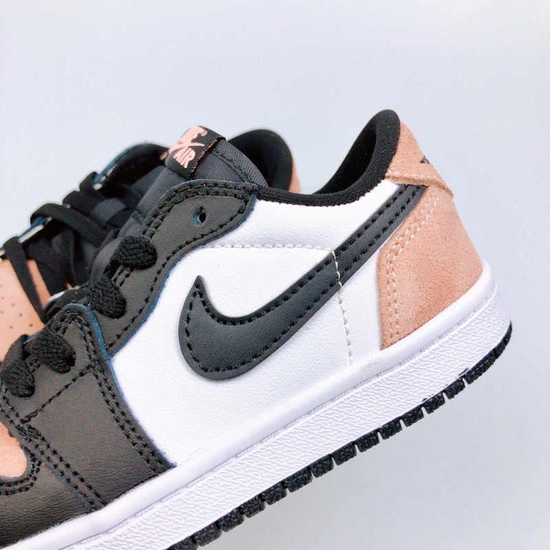 AIR JORDAN 1 KIDS SHOES