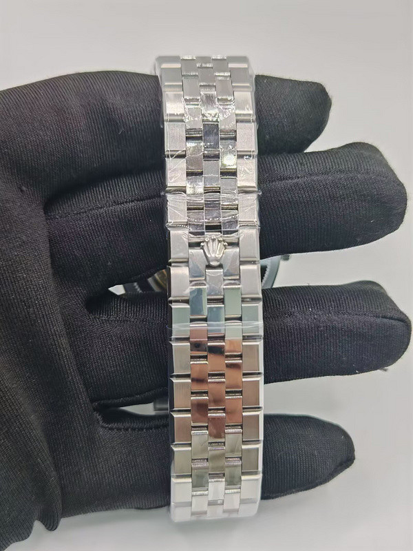 r-o-l-e-x S*per clone top version watch