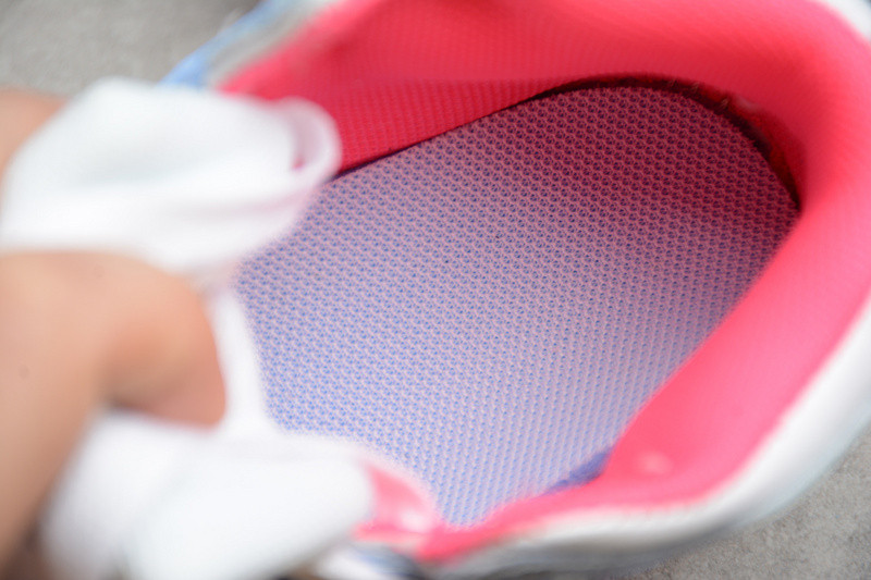 AIR JORDAN 1 MID GS 555112-400