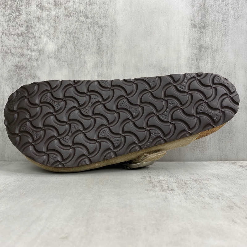 Ch*0me He**ts birkenstocks