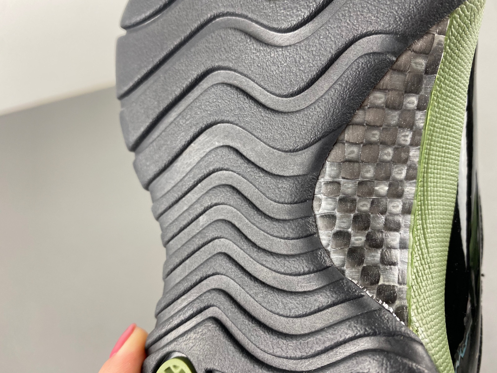 Air Jordan 11 “Olive Green” CT8012-300