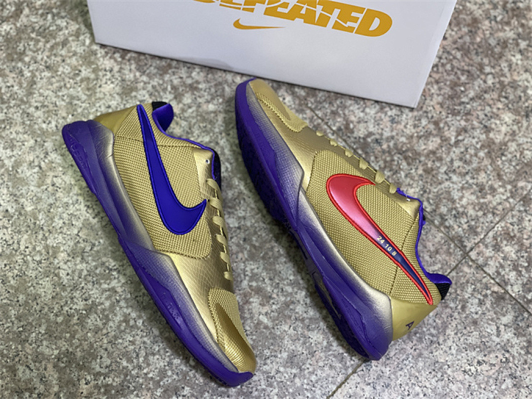 Nike Kobe 5 Protro x Undefeated Hall of Fame | DA6809-700
