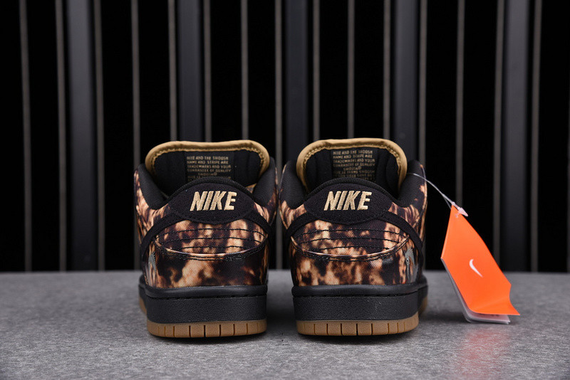 Nike Dunk SB Low Pushead 2 536356-002