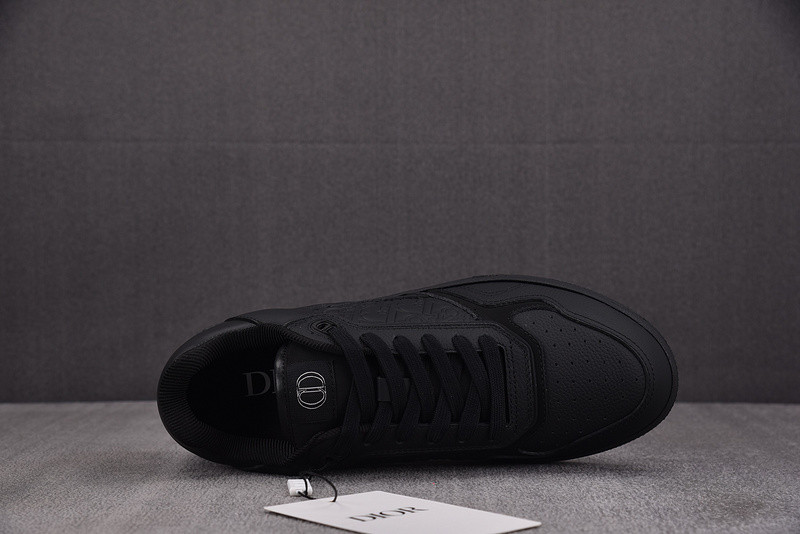 D10r sneakers