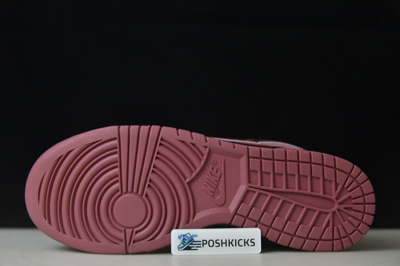 Nike Dunk SB Low Red Lobster 313170-661