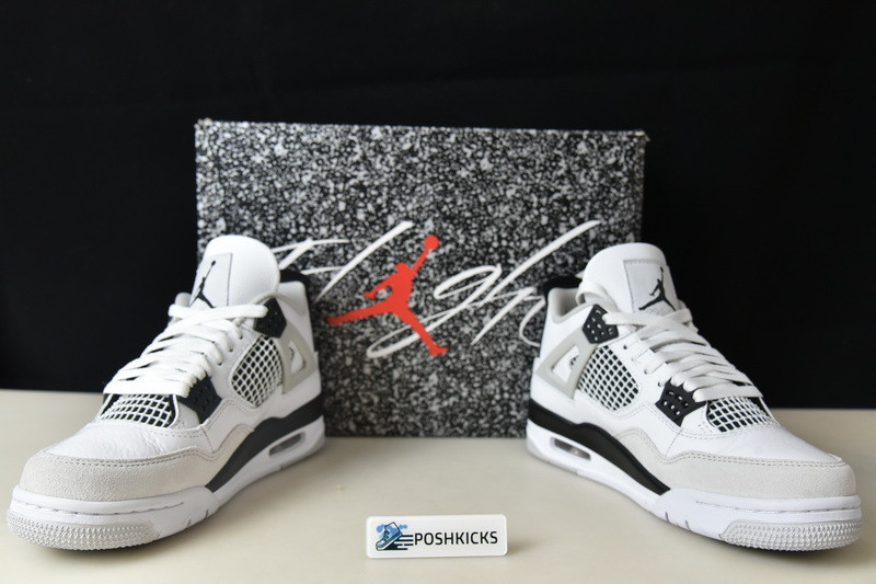 Air Jordan 4 “Military Black” DH6927-111