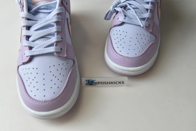 Nike WMNS DUNK LOW