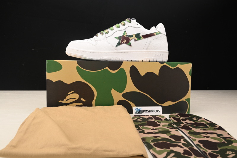 BAPE SNEAKERS