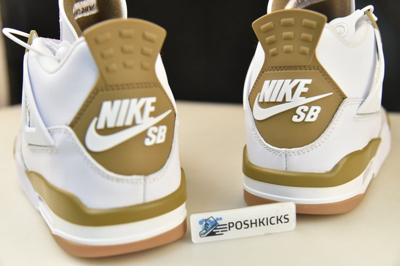 NIKE SB X AIR JORDAN 4 DR5415-030