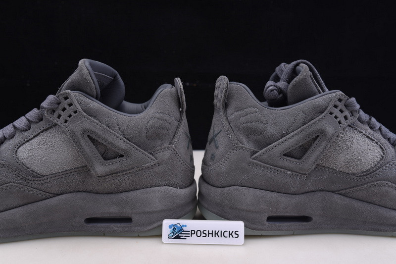 AIR JORDAN 4 RETRO KAWS "KAWS" 930155-003
