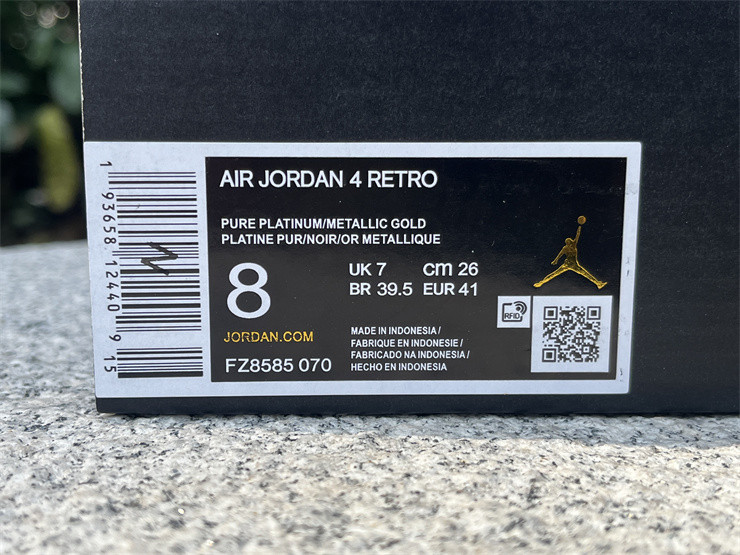 Air Jordan 4 GS "Pure Platinum" FZ8585-070