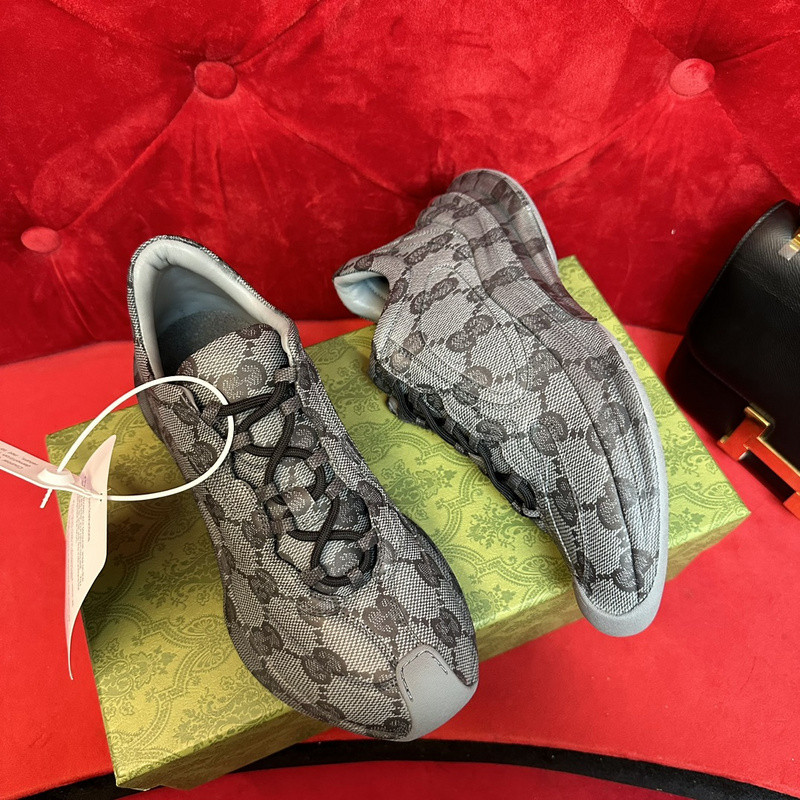 G*u*i run lace-up sneakers