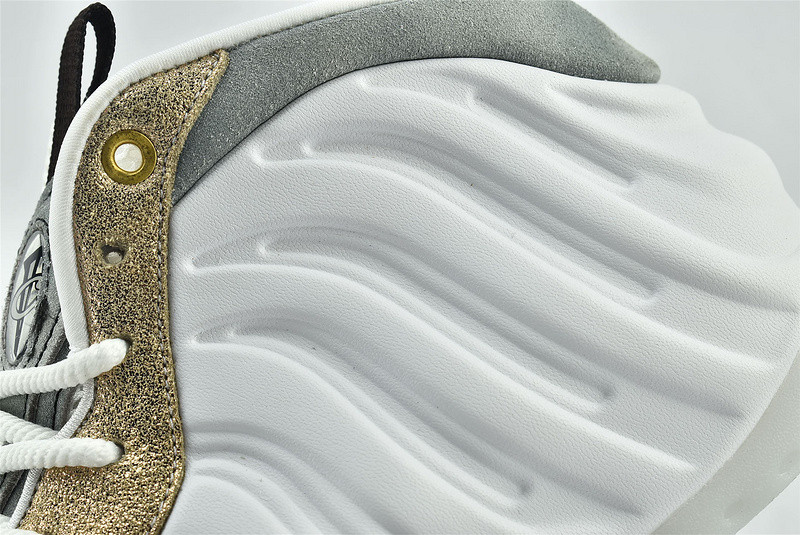 (WMNS) Nike Air Foamposite One