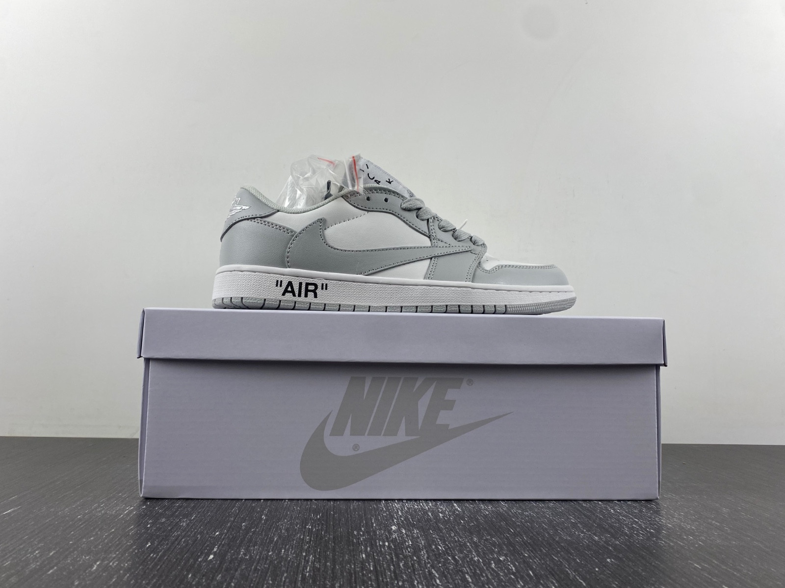 OFF-WHITE x Travis Scott x Air Jordan 1 OW DM7866-198