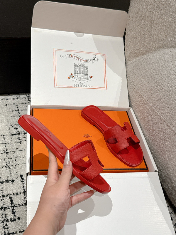 H*rmes Sandals