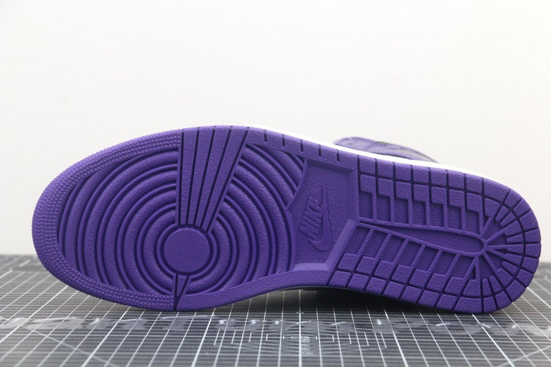 Air Jordan 1 High OG Court Purple 555088-500