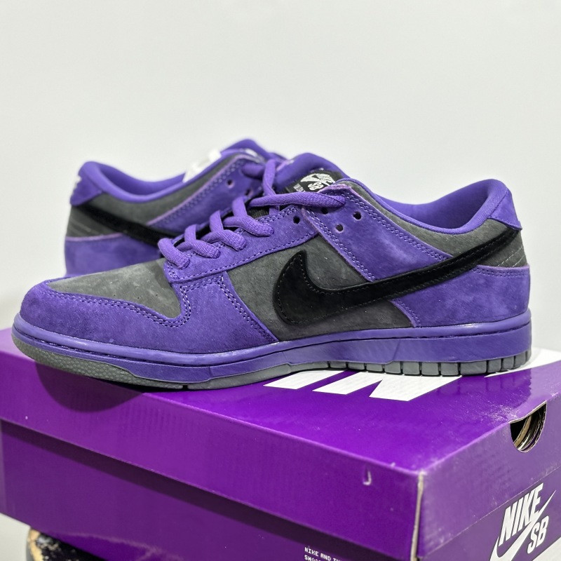S*prem* x nike sb dunk low og qs "ink" hq8487-500