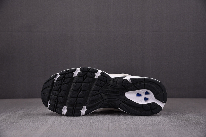 New Balance 530 Sea Salt - MR530CE