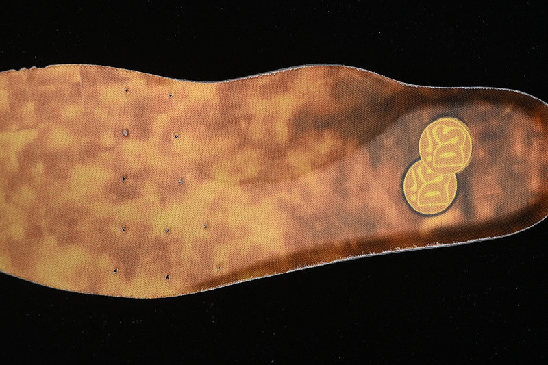 Nike Air Max 1 Low Poly Donkey Kong HV5776-200