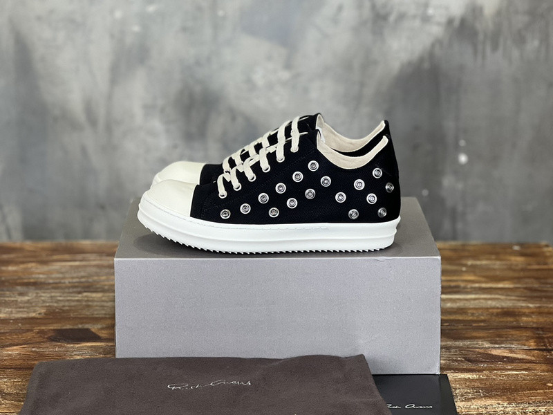 RICK 0WENS SNEAKERS