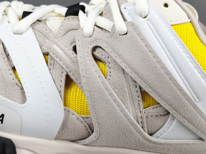 Ba*len*cia*ga track 542436 w1st3 0258