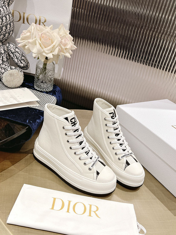 D B23 HIGH-TOP SNEAKERS