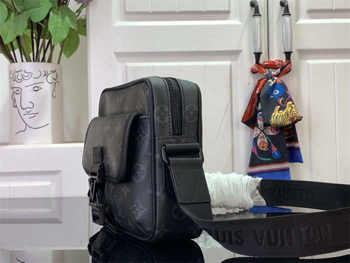 l0vis Vvtt0n getaway