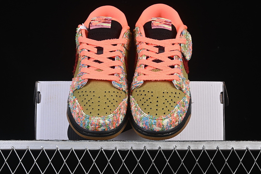 Nike Dunk Low Green Curry Panda Monium IB2263-300