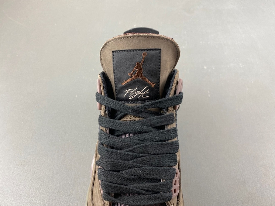 A Ma Maniére Air Jordan 4 Dark Mocha IF3102-200